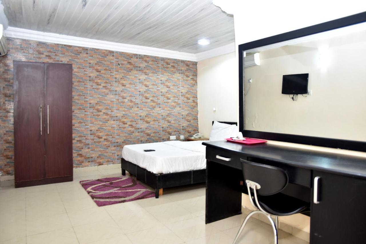 Koraf Hotels 阿布贾 外观 照片